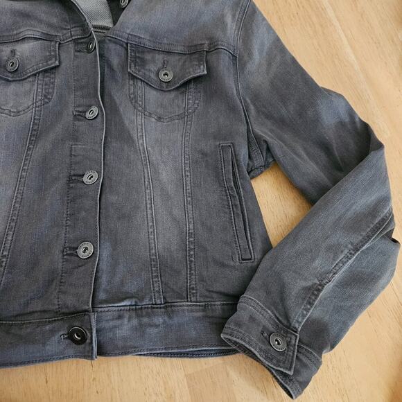 Torrid Trucker Denim Jacket Super Soft -Grey Wash - torrid size 0 (L/12) - Picture 8 of 9